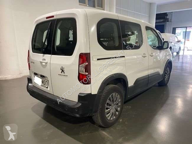 عربة نفعية Peugeot