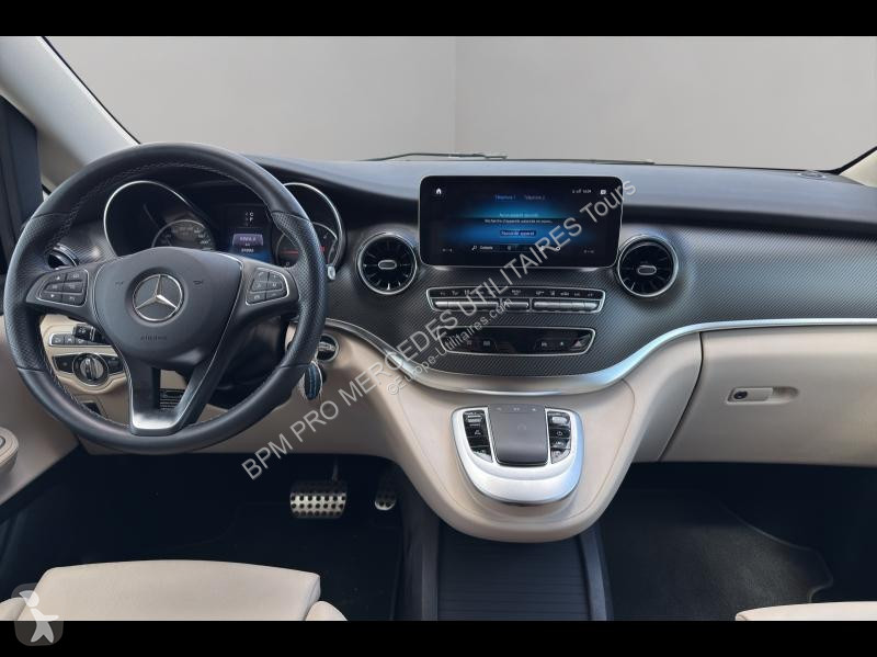 عربة نفعية Mercedes 300 d 237ch 9G-Tronic...