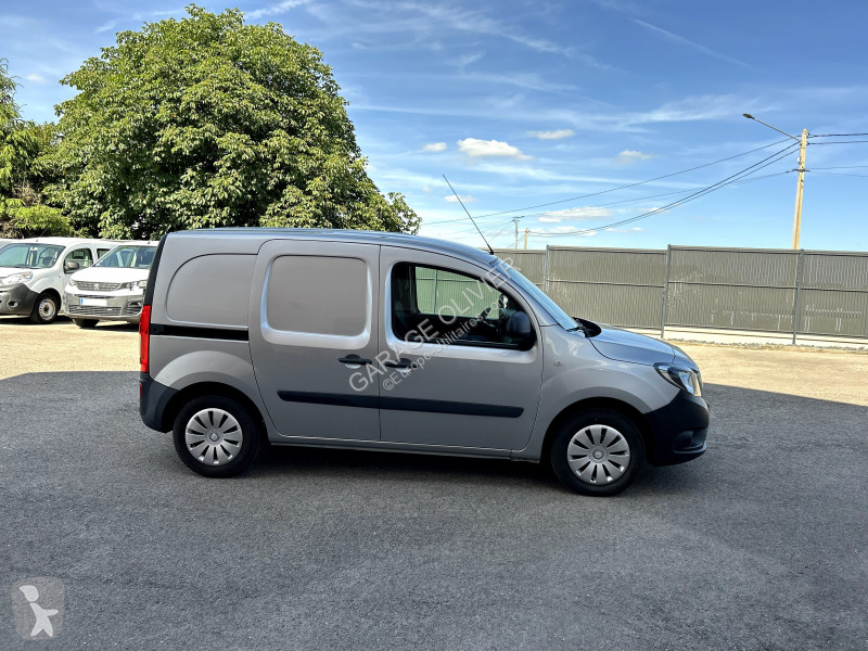 Véhicule utilitaire Mercedes Long 109 1.5 CDI...