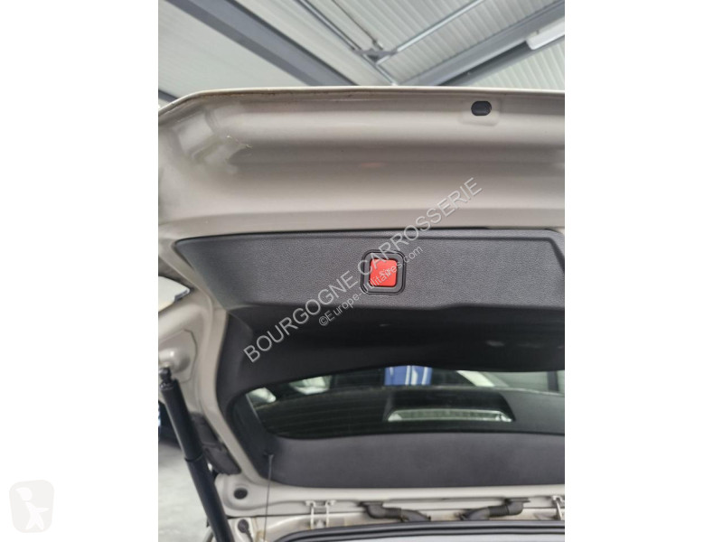 Samochód dostawczy Jeep AVENGER 1.2 Turbo T3 -...