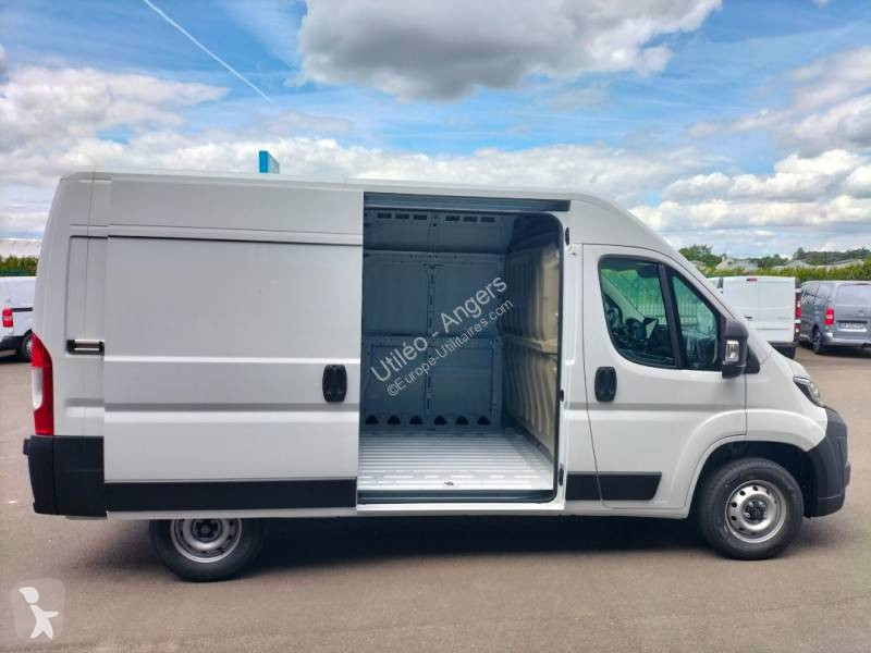 Peugeot  Transporter