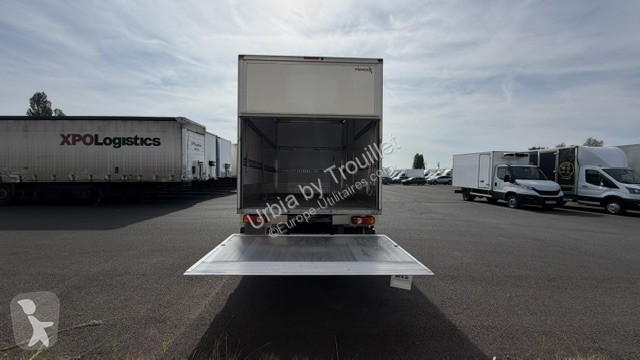 Renault 20M3 145 CV FOURGON HAYON 3.5 T van