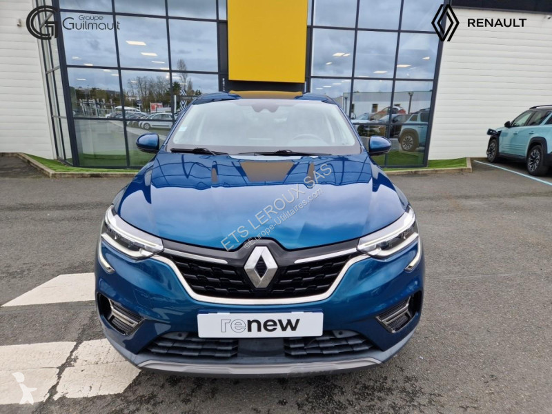 عربة نفعية Renault ARKANA