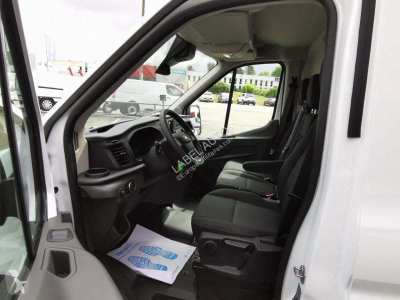 Véhicule utilitaire Ford