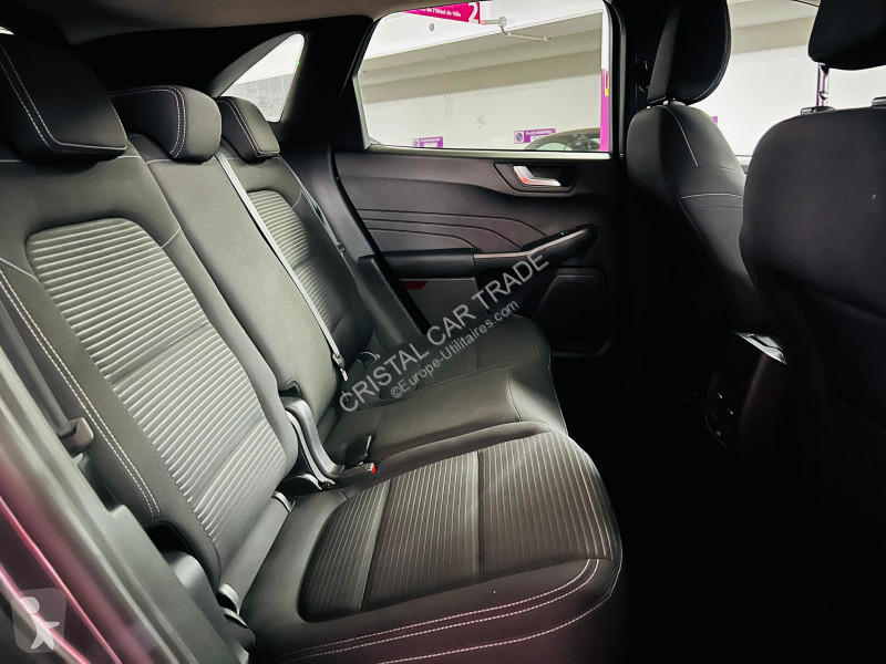 عربة نفعية Ford KUGA 2.5 DURATEC 190CH FHEV E85...