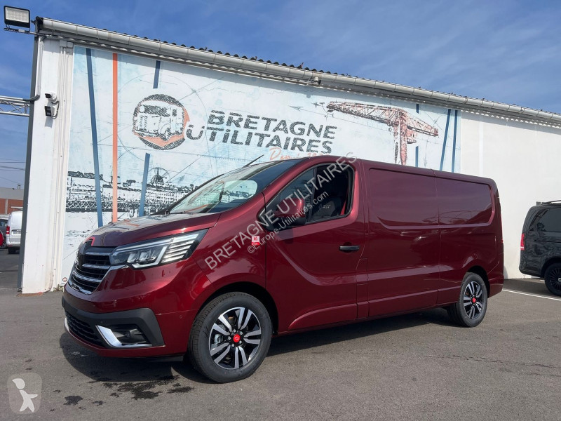 Véhicule utilitaire Renault TRAFIC III FG NEUF:...