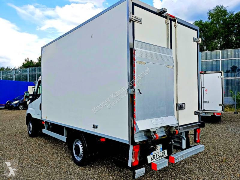 Samochód dostawczy Iveco