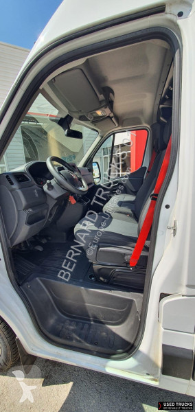 Véhicule utilitaire Renault