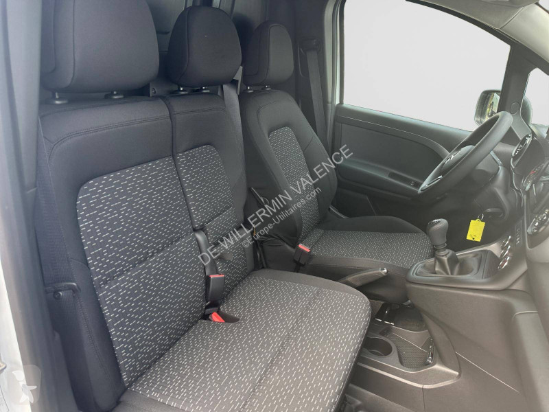 عربة نفعية Mercedes 110 CDI Fourgon PRO Standard