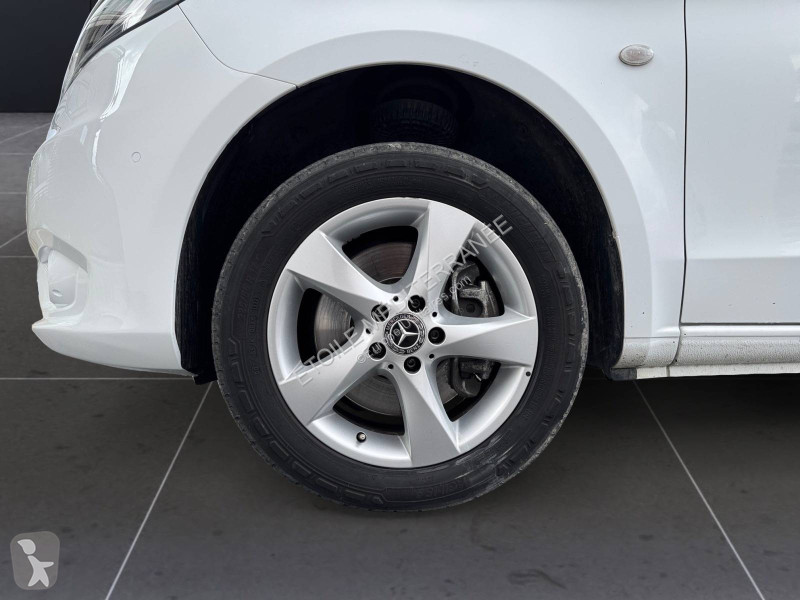 Veicolo commerciale Mercedes 119 BlueTEC 4x4...