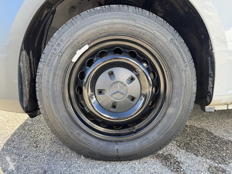 Véhicule utilitaire Mercedes Vito  Fourgon...