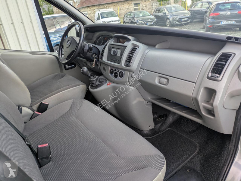 Véhicule utilitaire Opel VIVARO 2.0 CDTI 115CH...
