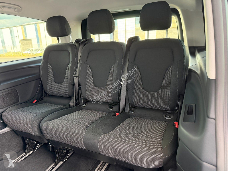 عربة نفعية Mercedes V  d DISTRONIC AHK2,5to 7Sitze