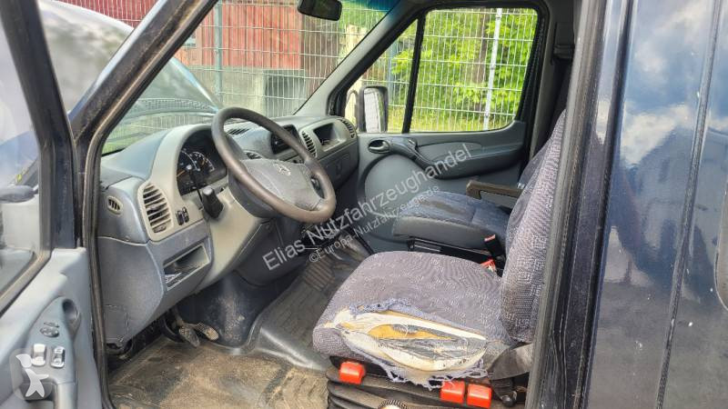 Véhicule utilitaire Mercedes