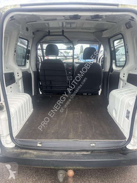 عربة نفعية Peugeot BIPPER 117 L1 1.4 HDI 70...