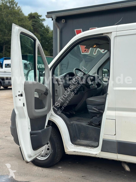 Citroën Kasten 60 HDI 100 AHK Regale Transporter
