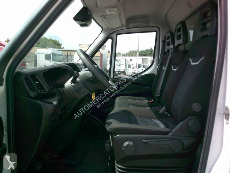 عربة نفعية Iveco