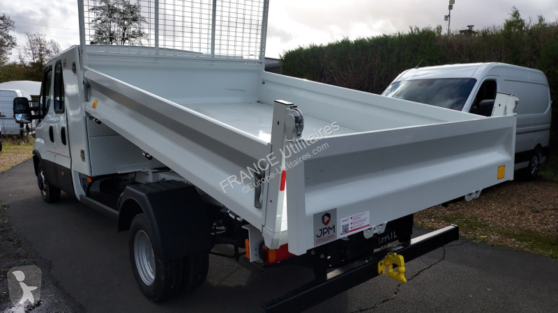 Véhicule utilitaire Iveco DAILY BENNE ALU JPM 6...