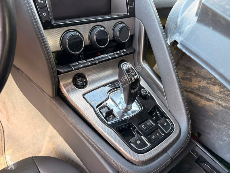 Véhicule utilitaire Jaguar F-Type 3.0i V6 340 /...