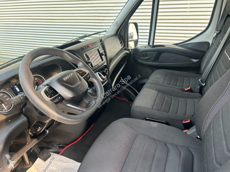 Furgoneta Iveco V