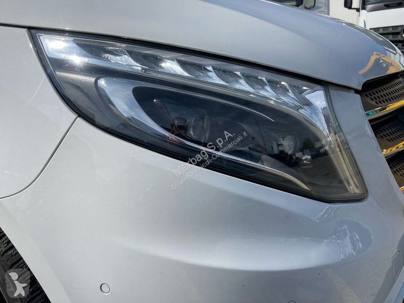 عربة نفعية Mercedes 119 Tourer Select Long