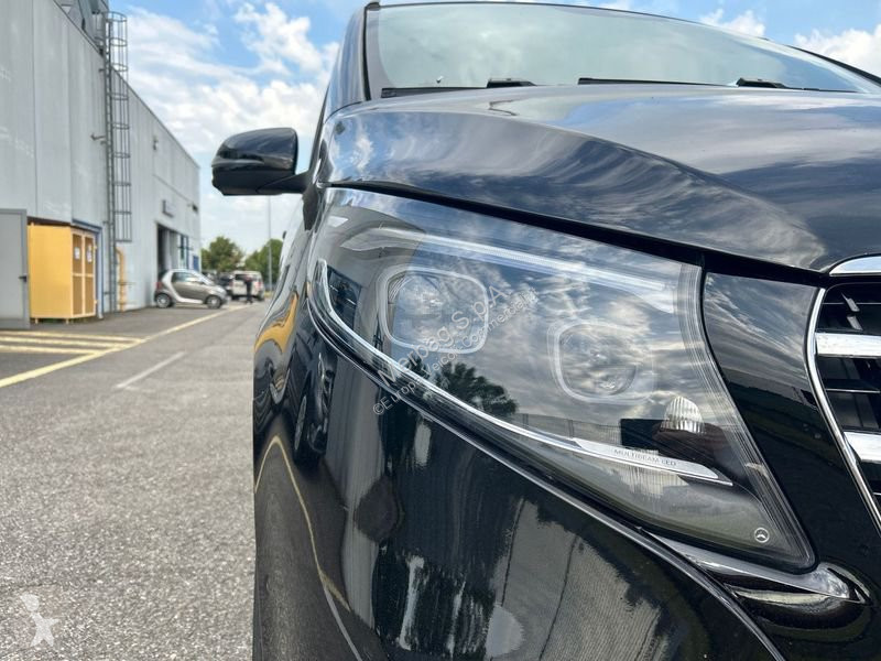 عربة نفعية Mercedes V Long 300 d Exclusive auto