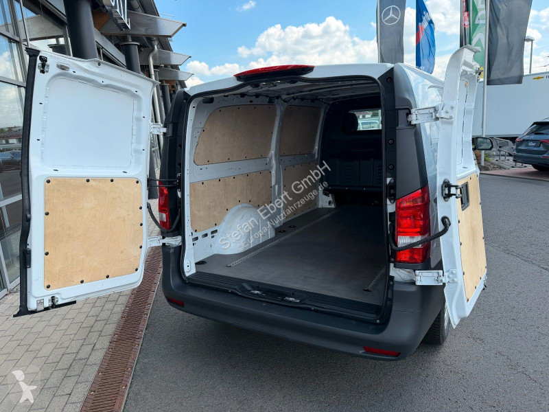 Furgoneta Mercedes Vito  9G Extral Klima Kamera...