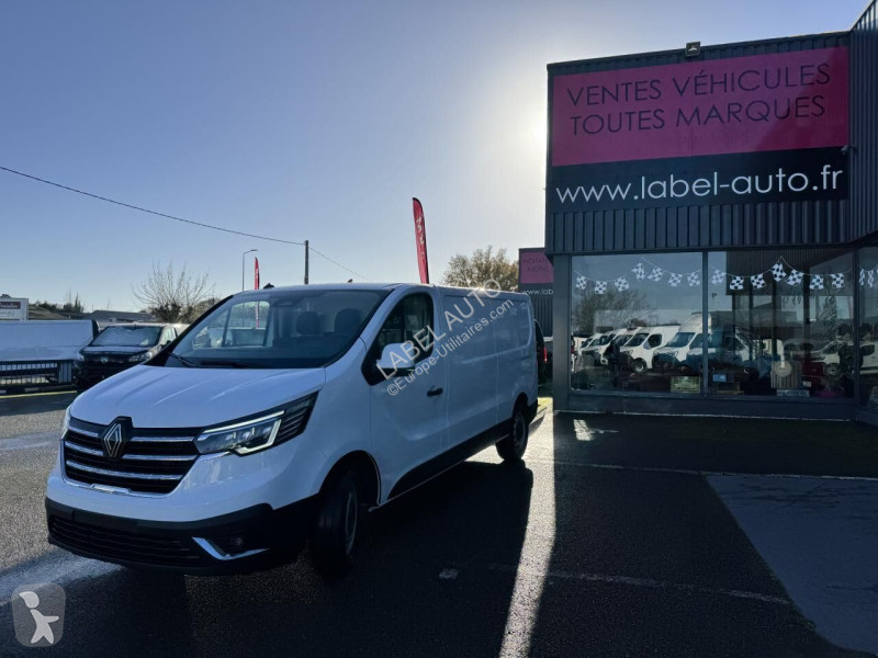 Véhicule utilitaire Renault 2.0