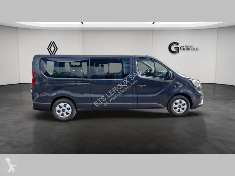 Véhicule utilitaire Renault TRAFIC
