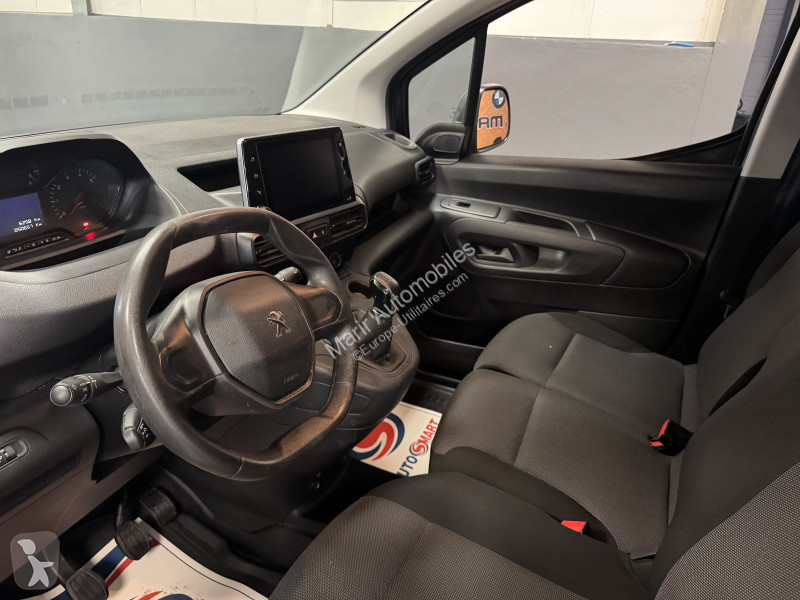 Véhicule utilitaire Peugeot PARTNER