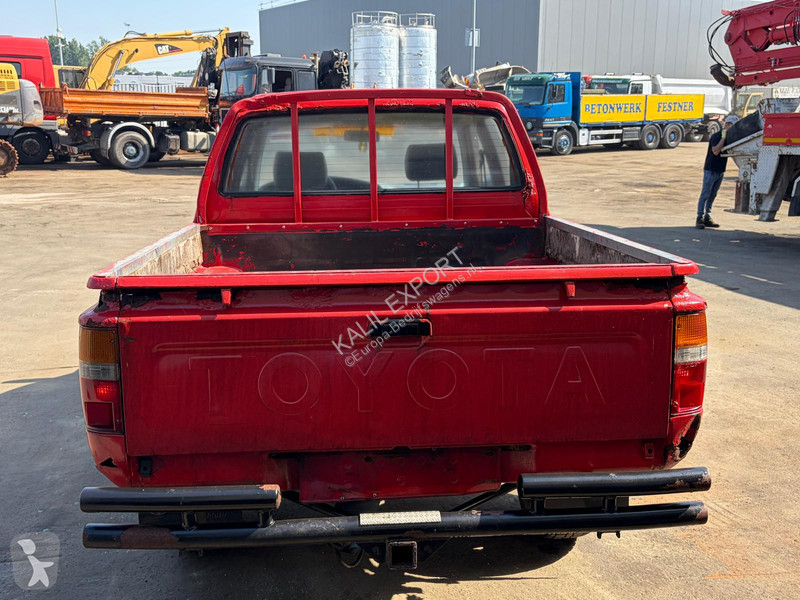 عربة نفعية Toyota Pick-Up Truck - 4x4 - Manual...
