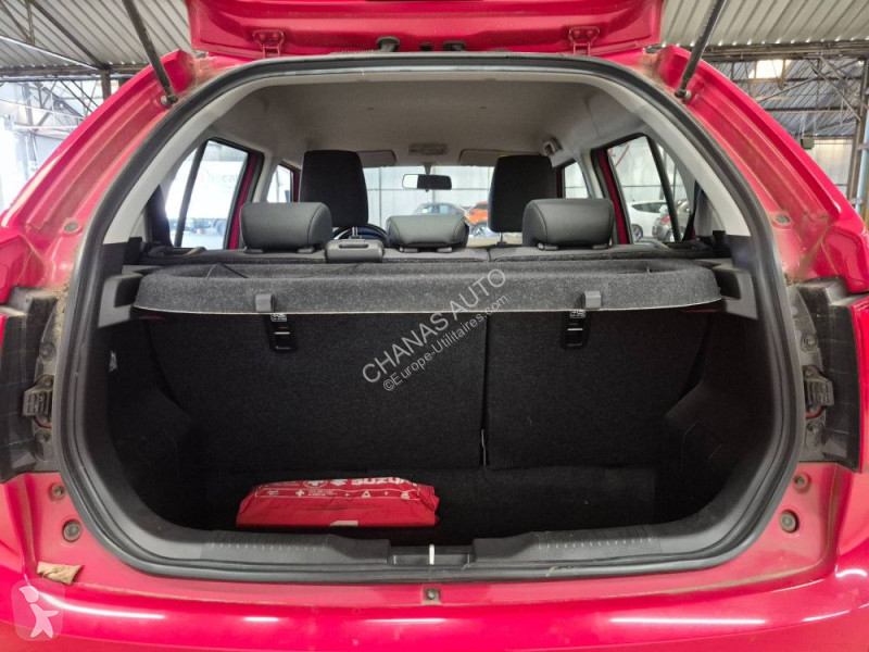Véhicule utilitaire Suzuki 1.2 Dualjet Hybrid...