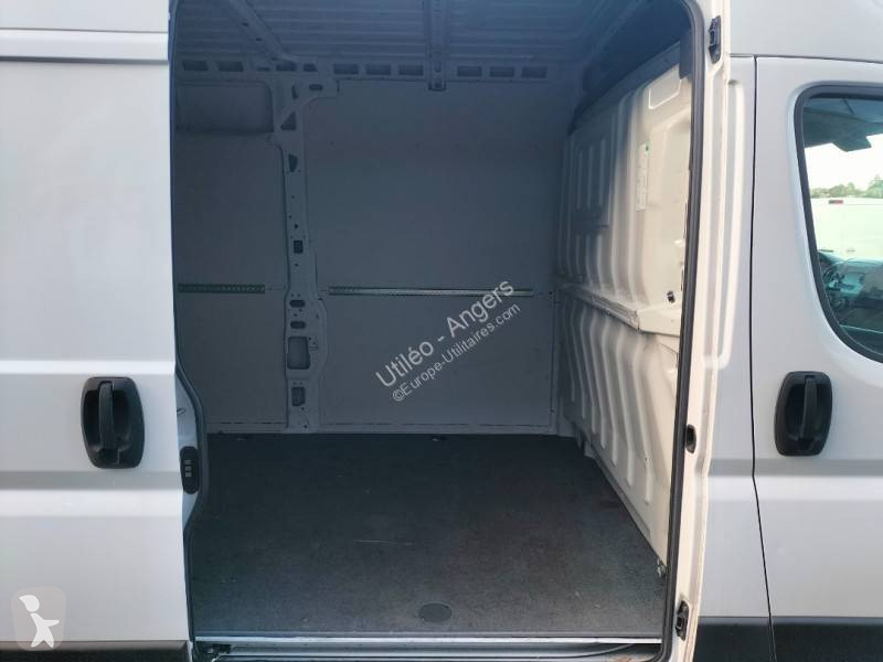 Véhicule utilitaire Opel