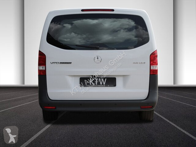 عربة نفعية Mercedes Vito 114...