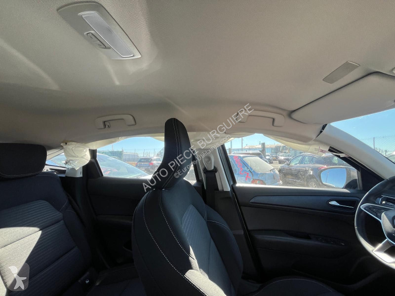 Veicolo commerciale Renault 1.6 E-Tech 145...