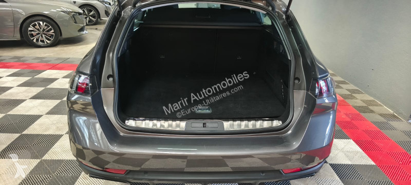 Peugeot 508 SW Transporter