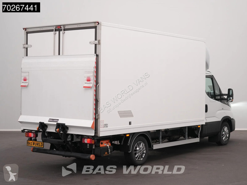 Furgoneta Iveco 35S18 BPM VRIJ! 3.0L Laadklep...