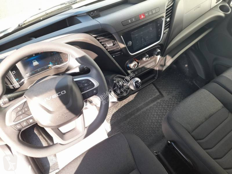 عربة نفعية Iveco