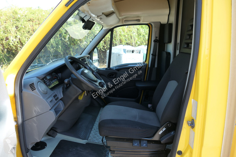Veicolo commerciale Iveco Daily 35 S11 C30C...