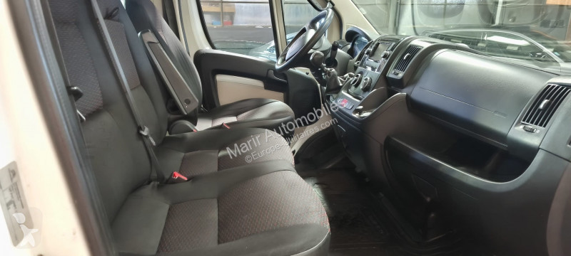 Véhicule utilitaire Citroën JUMPER FG
