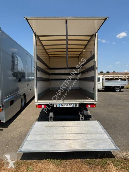 Véhicule utilitaire Iveco