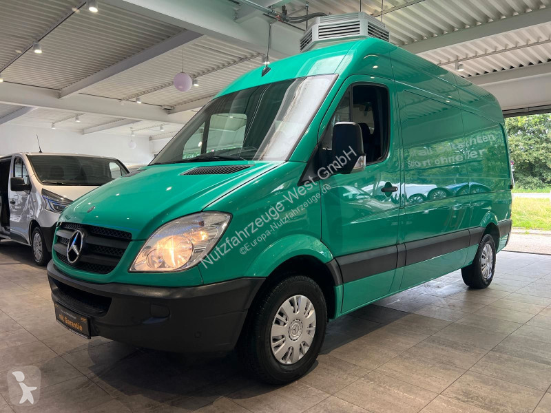 عربة نفعية Mercedes 313/316...
