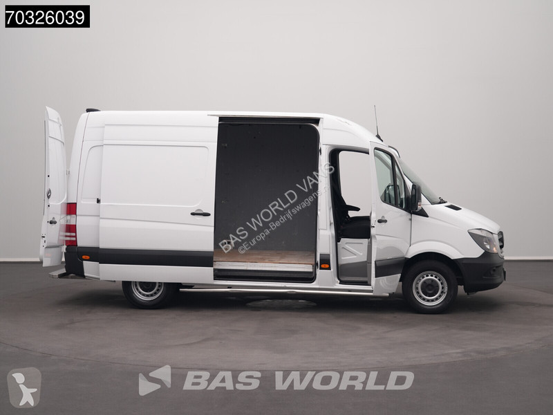 Bedrijfswagen Mercedes 311 CDI L2H2 Airco...