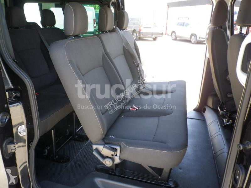 عربة نفعية Renault  TRAFIC 8 PLAZAS  125CV