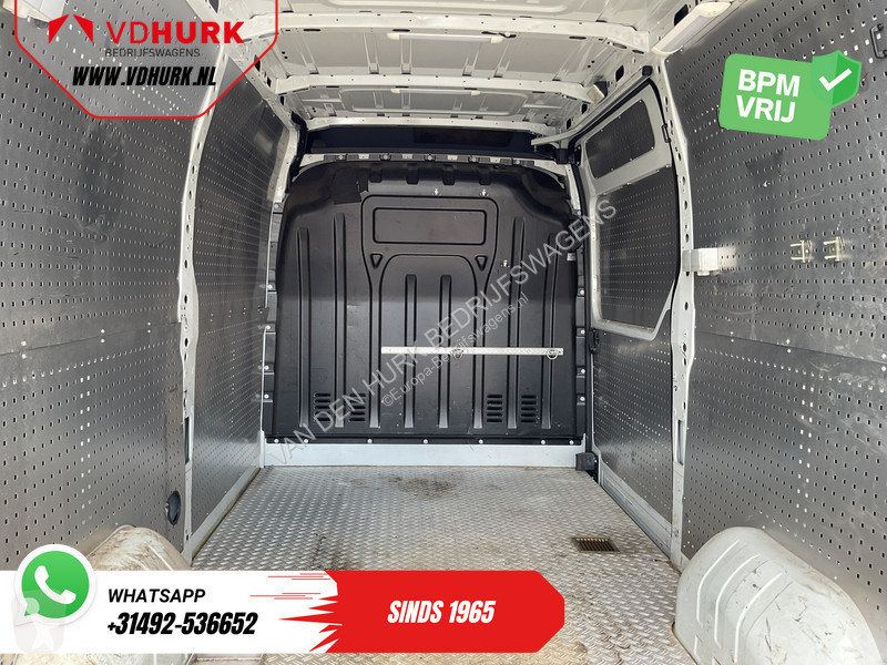 Véhicule utilitaire Renault 2.3 dCi 145 pk L2H2...