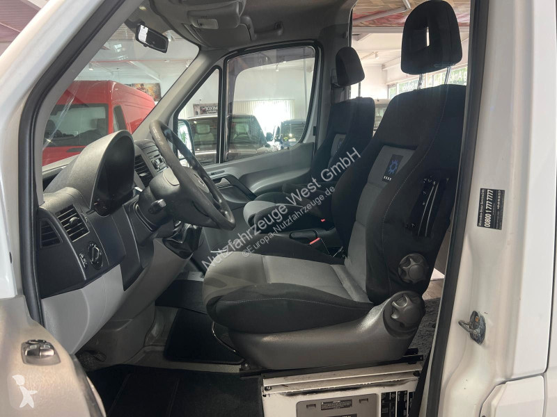 Véhicule utilitaire Mercedes Wohnmobil...