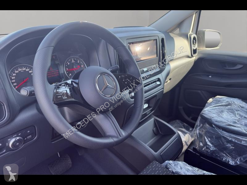 عربة نفعية Mercedes Vito Fg  Long Pro Propulsion