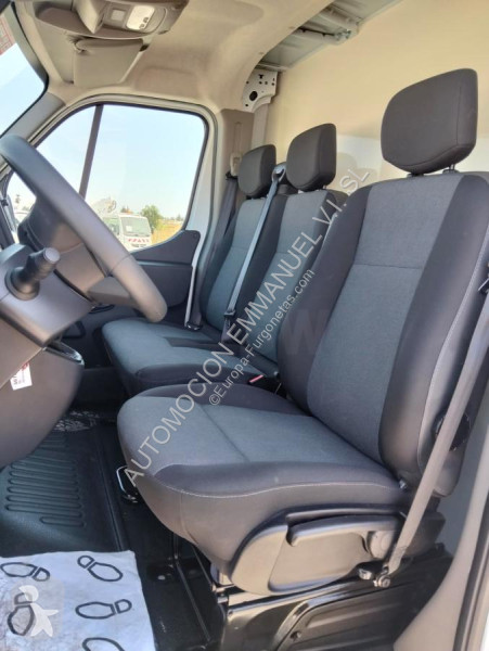 Furgoneta Renault 2.3 DCI 125