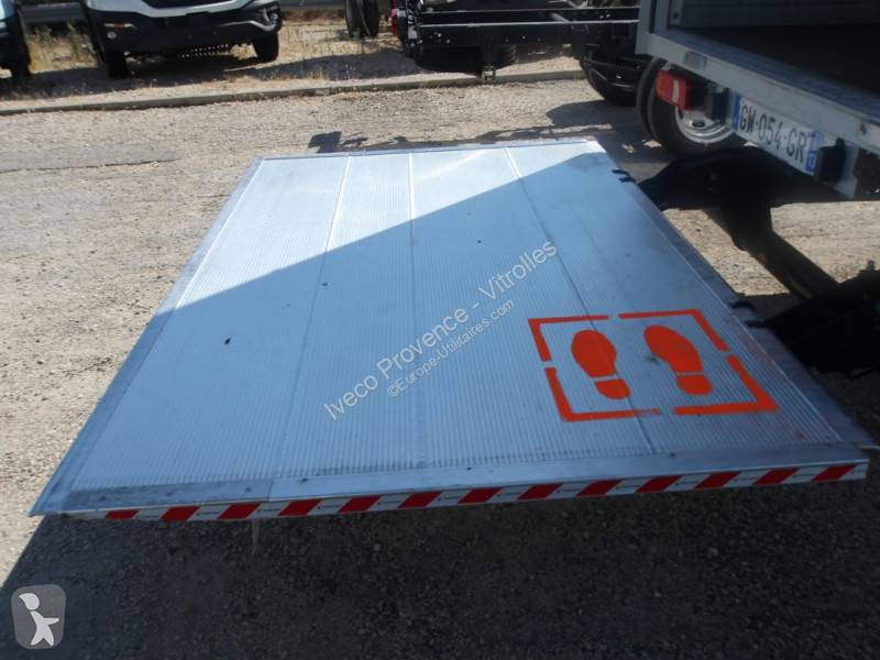 Furgoneta Iveco