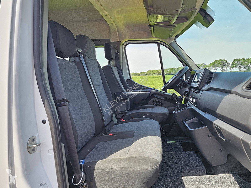 Furgoneta Renault 2.3 L2H2 Dubbele Cabine!